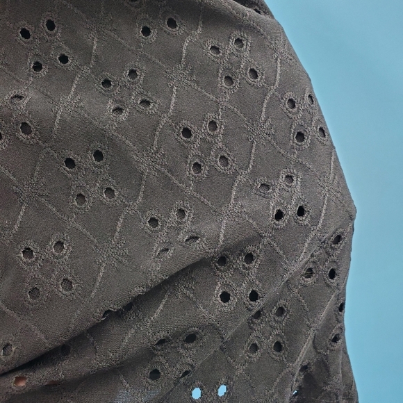 TORRID black sleeveless blouse with eyelets 2XL - Picture 10 of 13